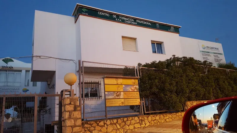 EFA CAMPOMAR Formación profesional - Centro de formación profesional en Roquetas de Mar - foto 2