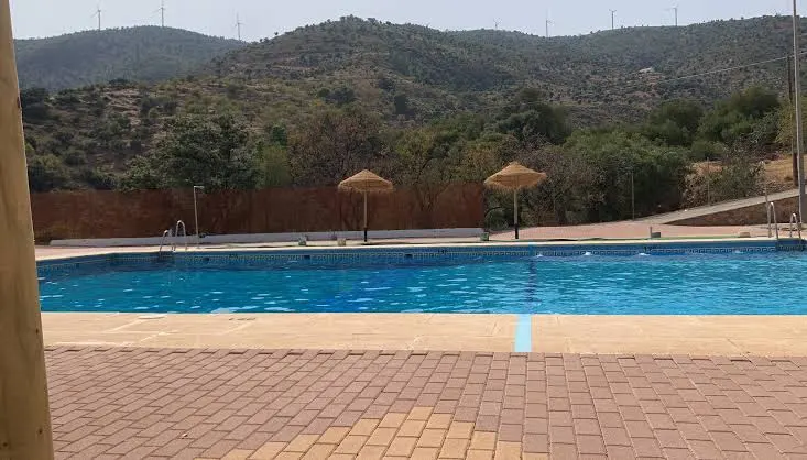Albergue Sierra de Lujar - Colegio público en Lujar - foto 2