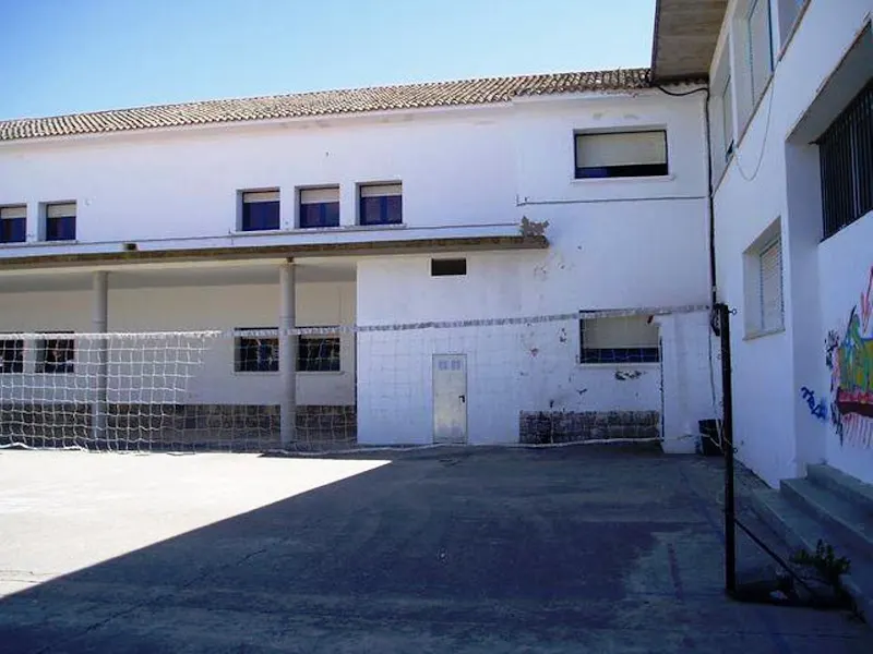 Colegio Cuevas del Jalón - Salillas de Jalon