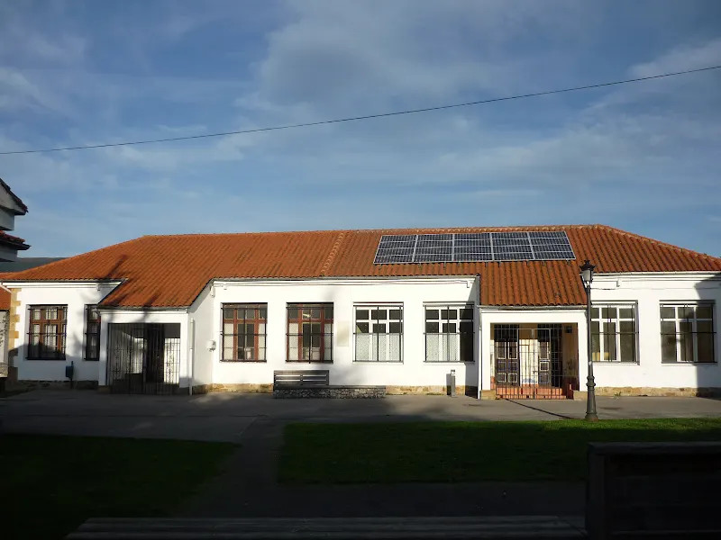 Escuela de Educación Infantil Sofía Cortés de los Ríos - Molledo