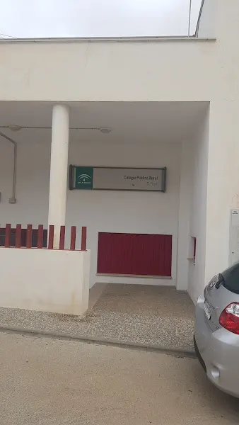 Colegio Público Rural Los Pinares de Castillo de Tajarja - Colegio público en Chimeneas - foto 2
