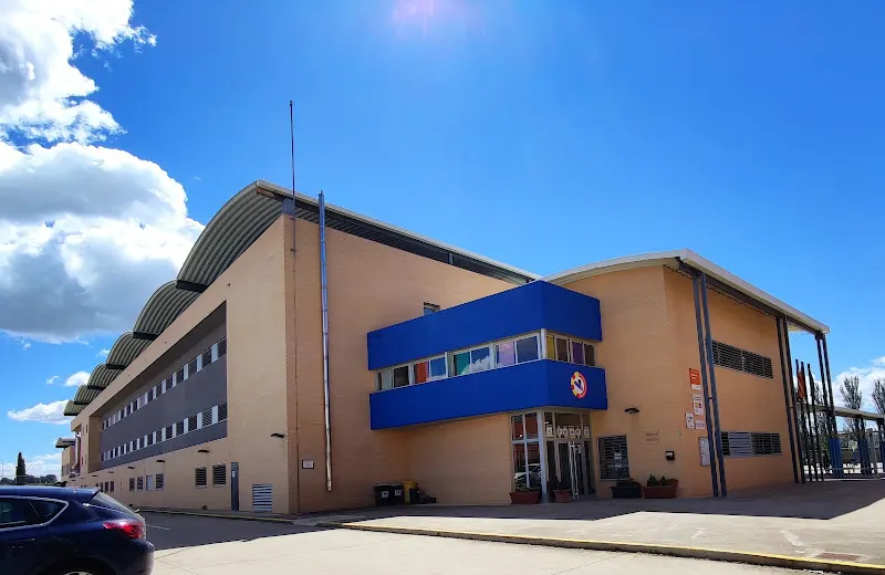 CEIP Agustina de Aragón - Colegio público en Zaragoza - foto 2
