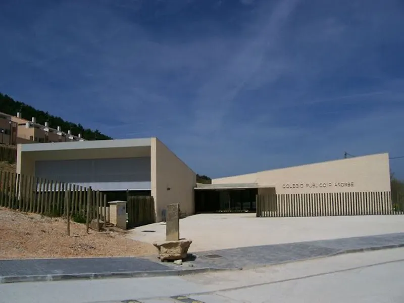 Colegio Público Auzperri - Colegio público en Auritz/Burguete - foto 2