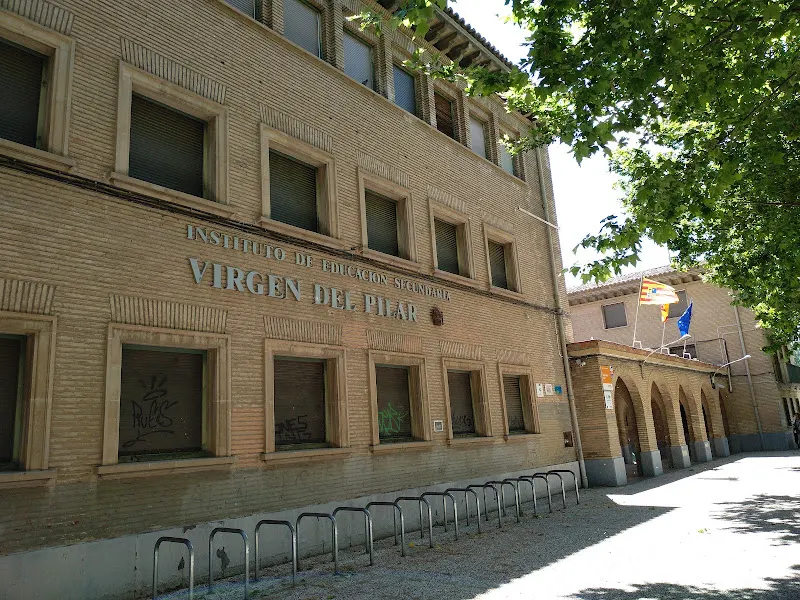 IES Virgen del Pilar - Instituto de secundaria en Zaragoza - foto 2