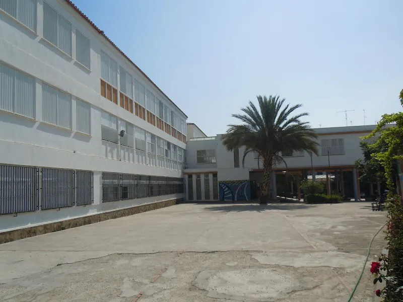 C.P.R Almijara - Colegio público en Salares - foto 2