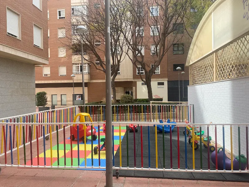 Escuela Infantil Volteretas. Guardería Almería. - Almería