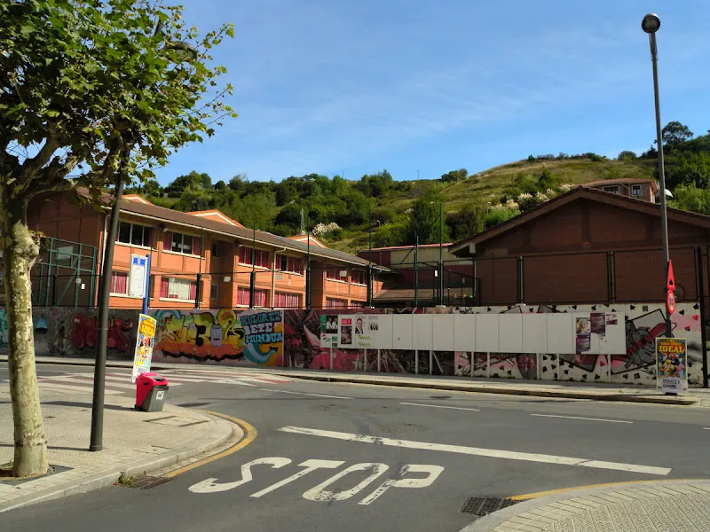 Colegio Público Ignacio Aldecoa Astrabudua - Colegio público en Leioa - foto 3