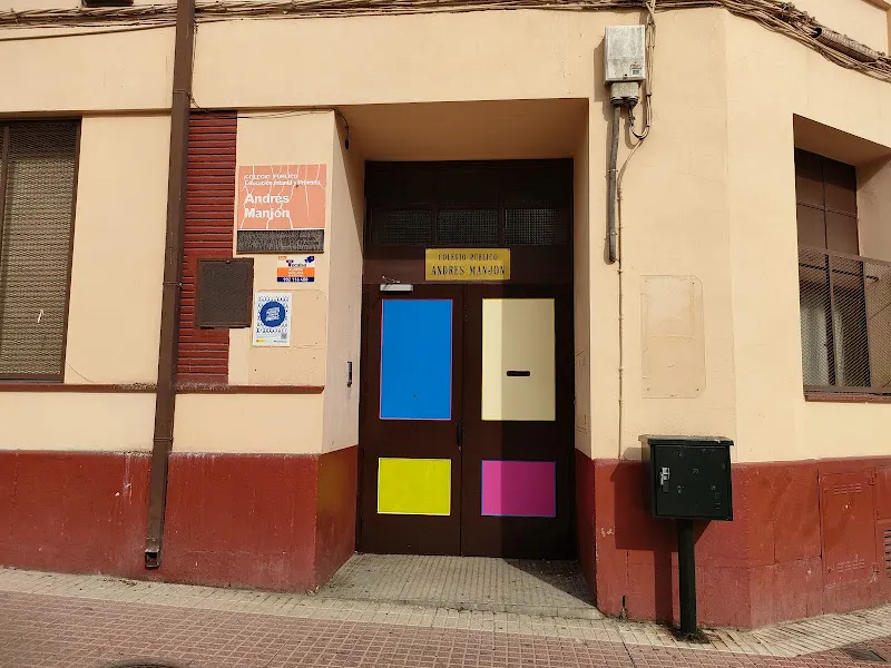 Centro de Educación Infantil y Primaria (CEIP) Andrés Manjón - Colegio público en Zaragoza - foto 2