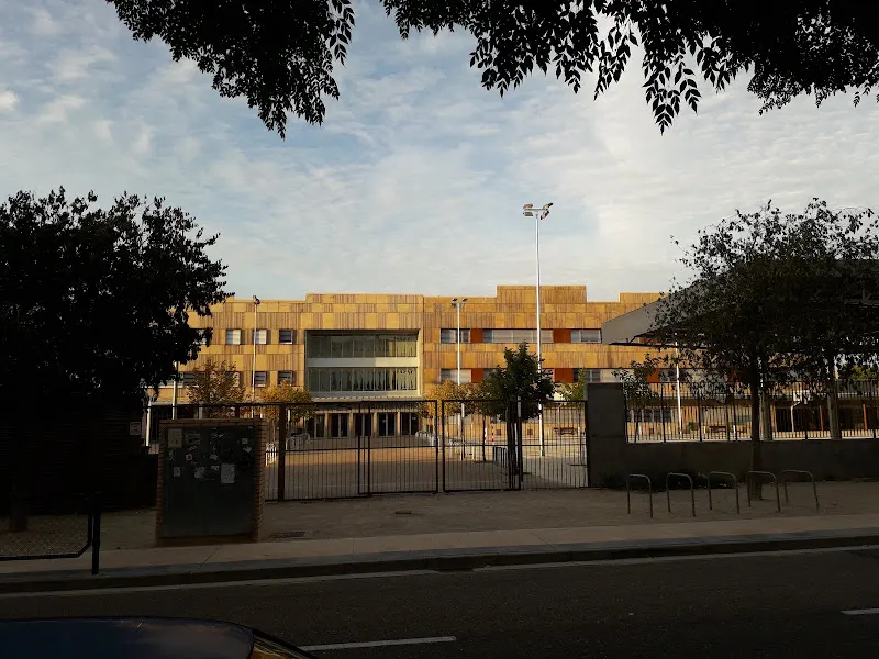 IES Valdespartera - Instituto de secundaria en Zaragoza - foto 2