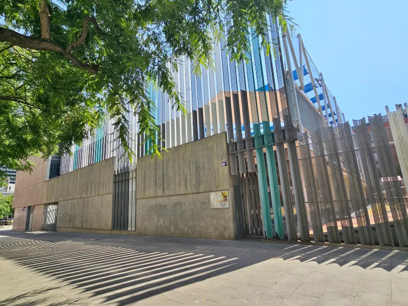 AMPA Escuela Sant Martí - Colegio público en Barcelona - foto 2