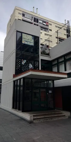 Colegio Garbiñe - Colegio concertado en Barcelona - foto 2
