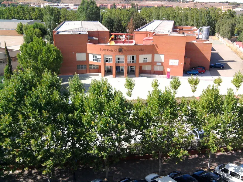 IES Ribera de Castilla - Instituto de secundaria en Valladolid - foto 2