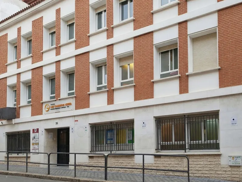 Colegio Luz Casanova Usera (FEyE)