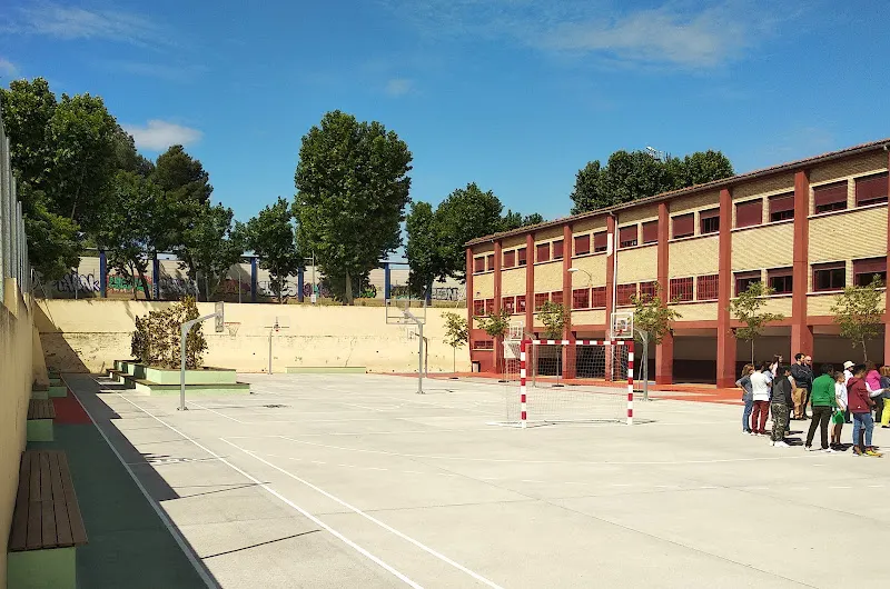 Colegio Juan Sebastián Elcano