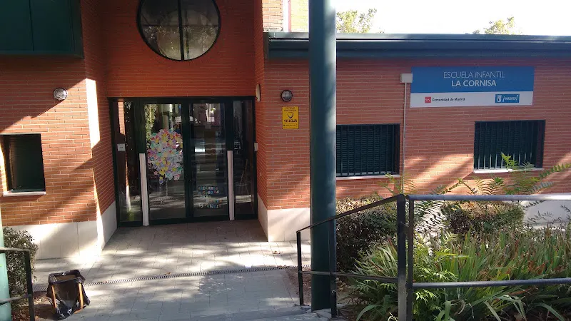 Escuela Infantil La Cornisa - Colegio público en Madrid - foto 2