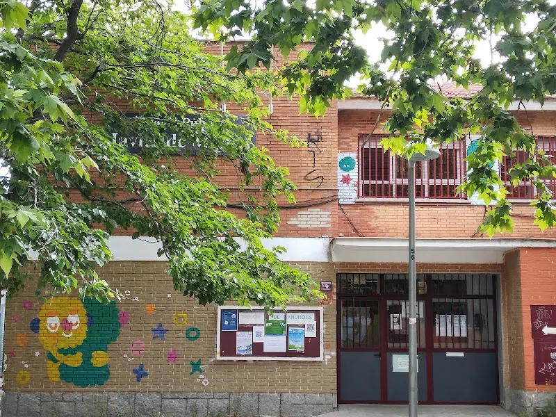 CEIP Javier de Miguel - Colegio público en Madrid - foto 3