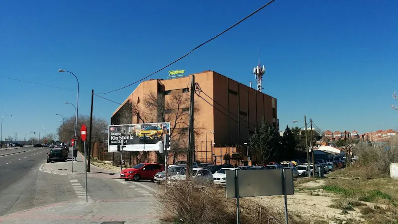 ESCUELA TELEFÓNICA