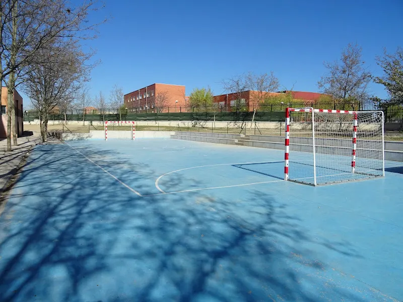 Escuela de Educación Infantil El Valle de Valdebernardo - Guardería en Madrid - foto 3