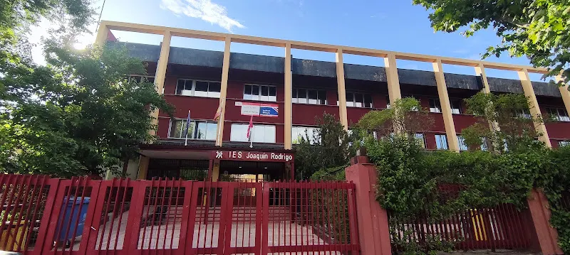 IES Joaquín Rodrigo - Instituto de secundaria en Madrid - foto 2
