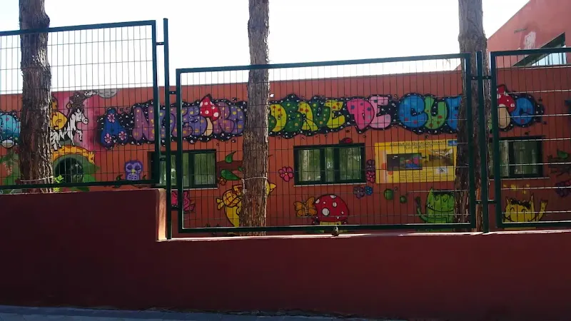 Escuela de Educación Infantil las Mercedes - Colegio público en Madrid - foto 2