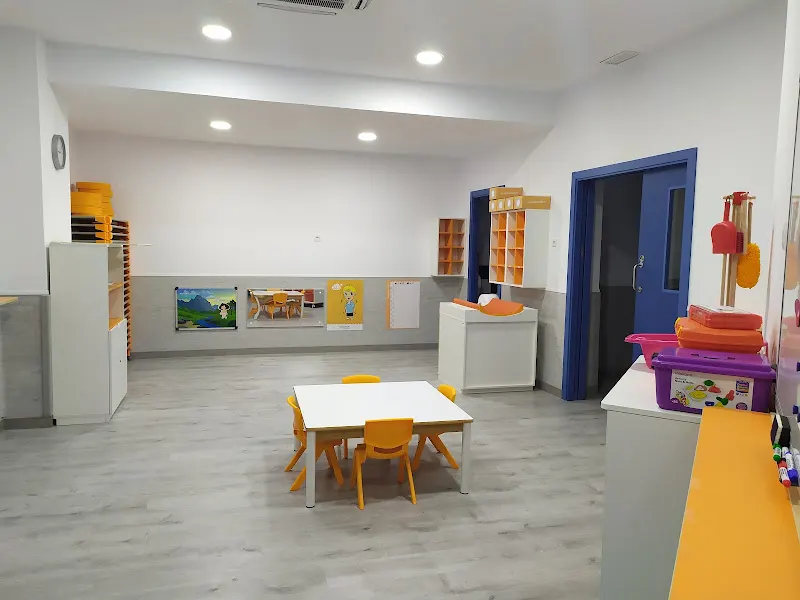 Escuela Infantil Nemomarlin Barajas - Madrid