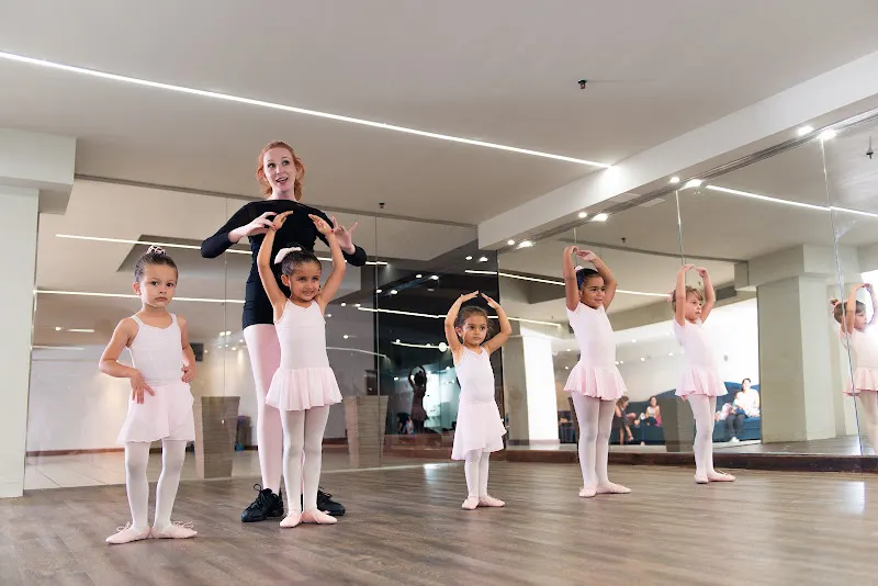 Rachael Thompson Ballet Barajas - Madrid