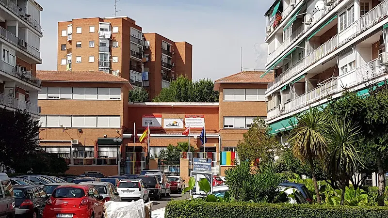 C.E.I.P. Haití - Colegio público en Madrid - foto 2
