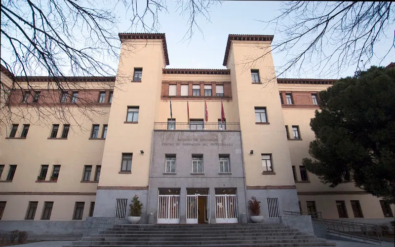 Facultad de Educación Universidad Complutense - Madrid