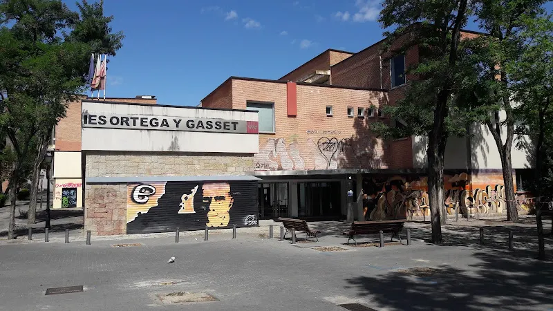 IES Ortega y Gasset - Instituto de secundaria en Madrid - foto 3
