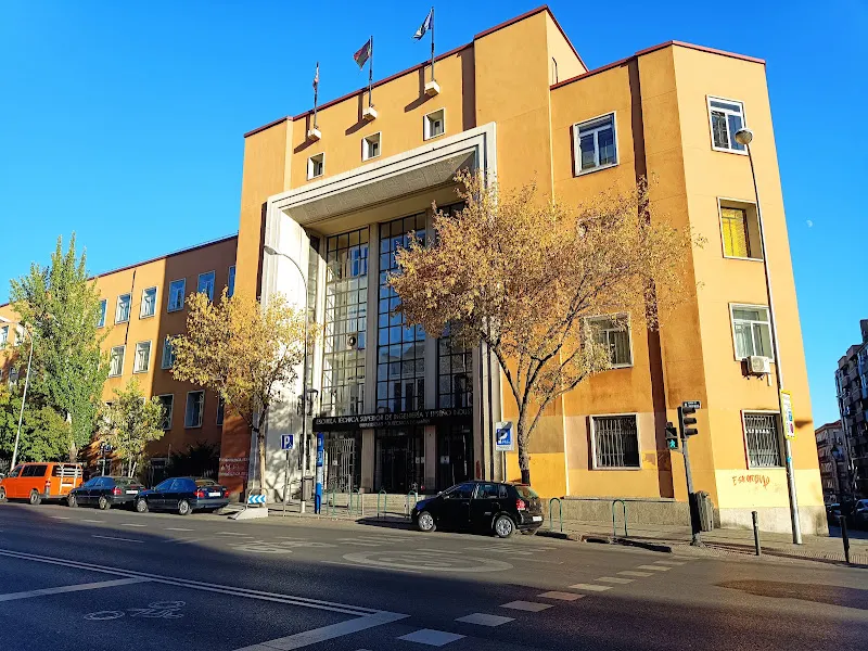 Escuela Técnica Superior de Ingeniería y Diseño Industrial - Madrid