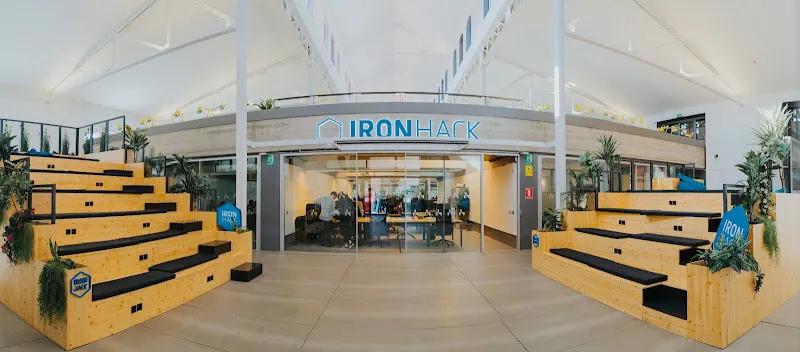 Ironhack: Tech Bootcamps en Madrid - Centro educativo en Madrid - foto 2
