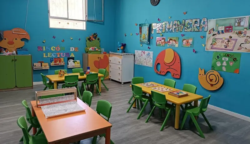 Escuela Infantil Los Pitufos - Guardería en Madrid - foto 2