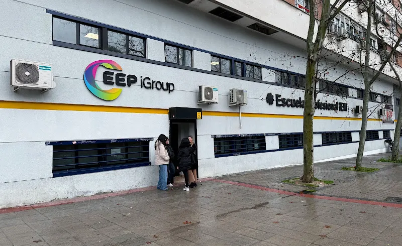 Escuela de Estudios Profesionales iGroup - Plaza Castilla - Centro educativo en Madrid - foto 2