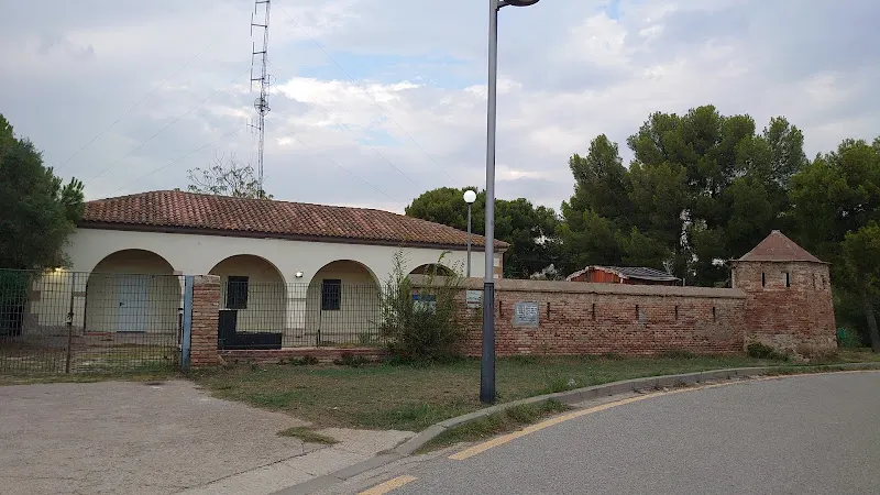 Escuela El Polvorí - Colegio público en Barcelona - foto 3