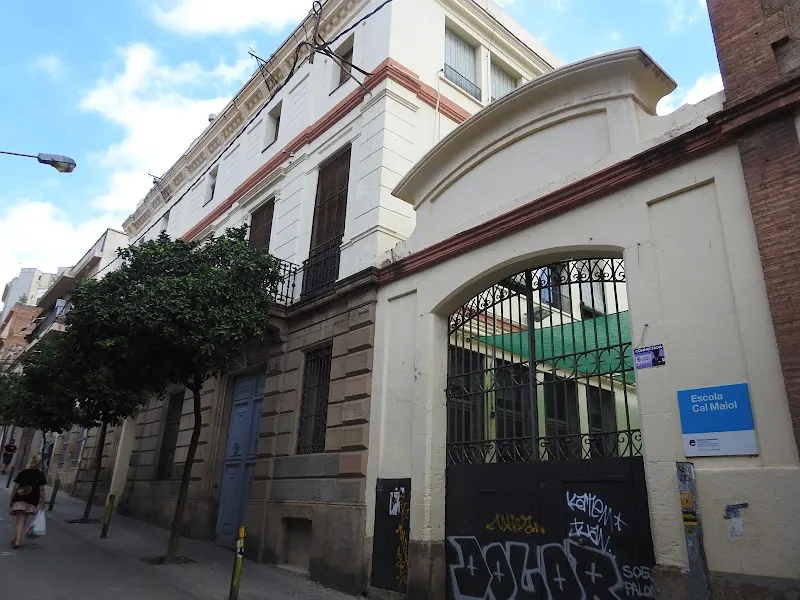 Escola Cal Maiol - Escuela de enseñanza general en Barcelona - foto 2