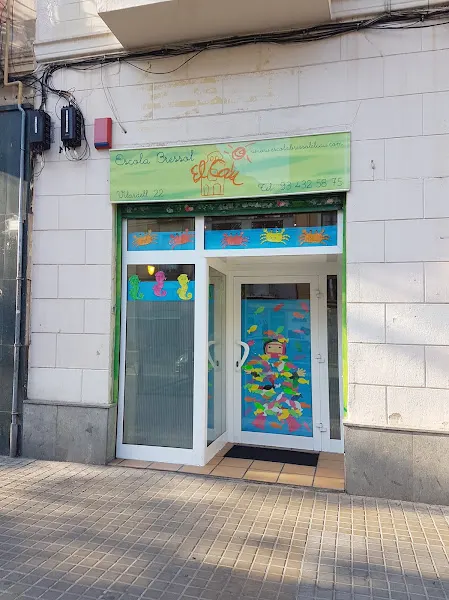 ESCOLA BRESSOL EL CAU - Jardín de infancia en Barcelona - foto 2