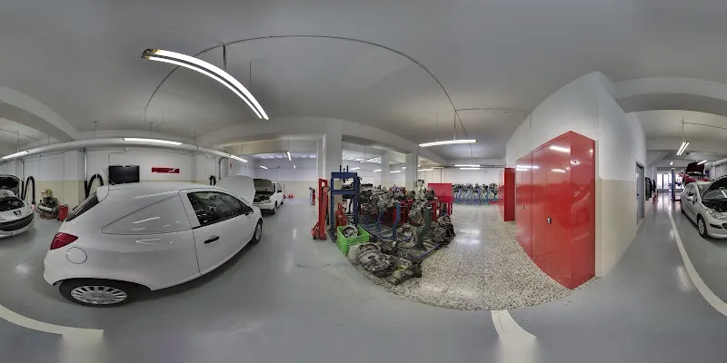 Formapractic - Centro de formación profesional en Barcelona - foto 2