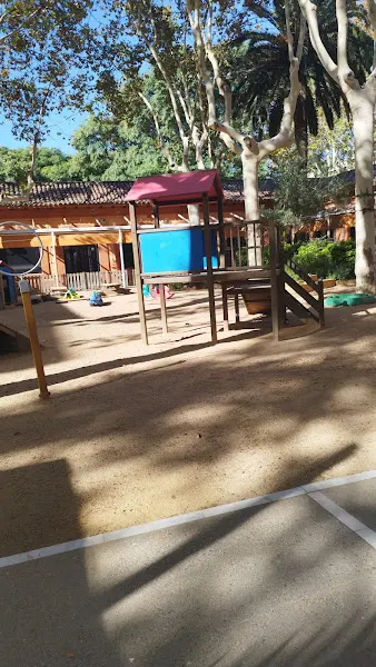 Guardería Municipal Pau - Jardín de infancia en Barcelona - foto 2