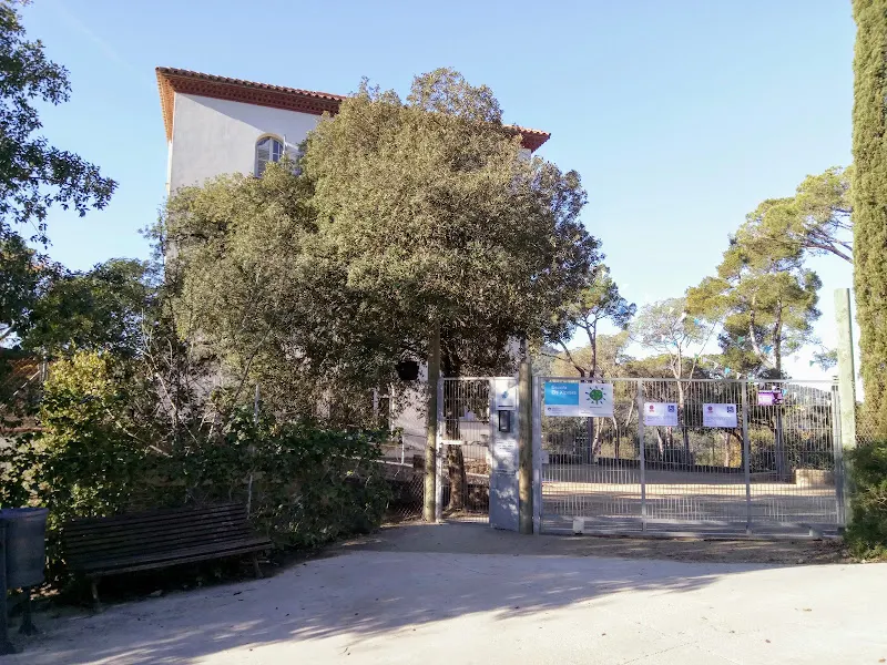 Escuela Los Cipreses - Escuela primaria en Barcelona - foto 2
