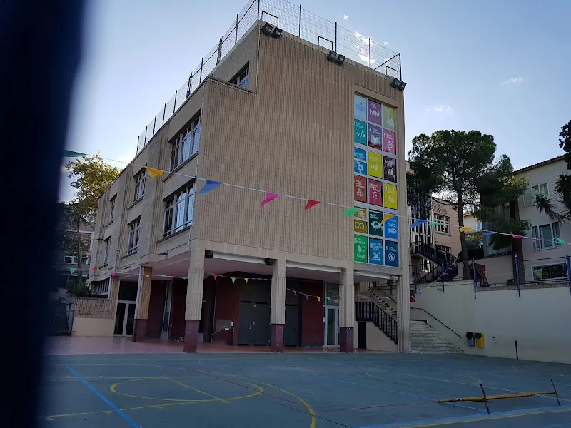Escola Sadako - Institución educativa en Barcelona - foto 3