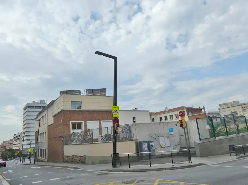 Guardería Pública Gràcia - Colegio público en Barcelona - foto 2