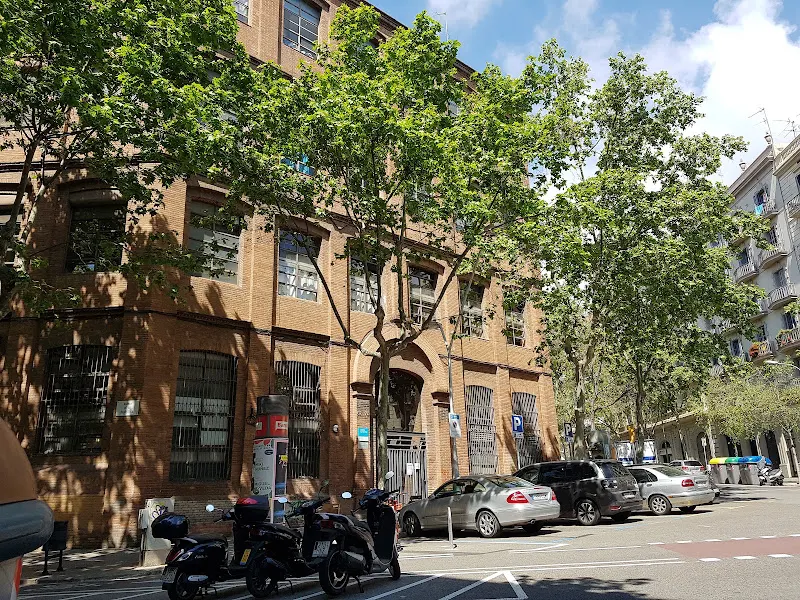 Instituto La Sedeta - Instituto de secundaria en Barcelona - foto 2