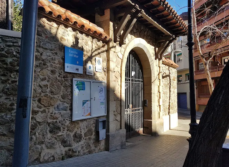 Escuela del Mar