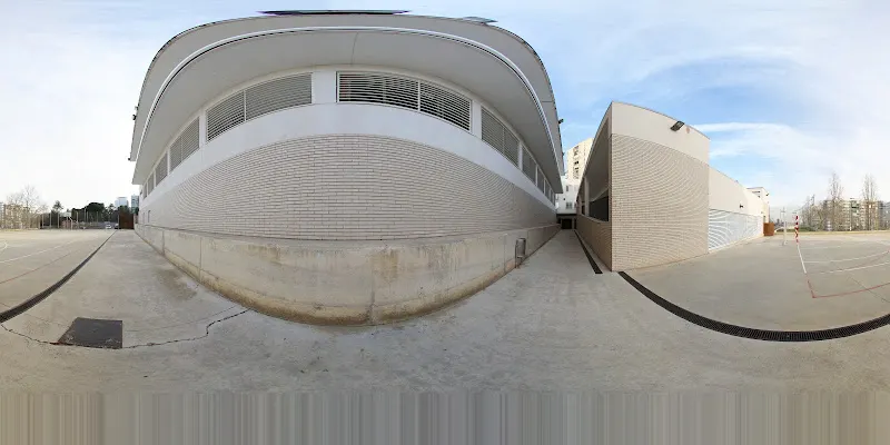IES Narcís Monturiol Montbau - Instituto de secundaria en Barcelona - foto 2