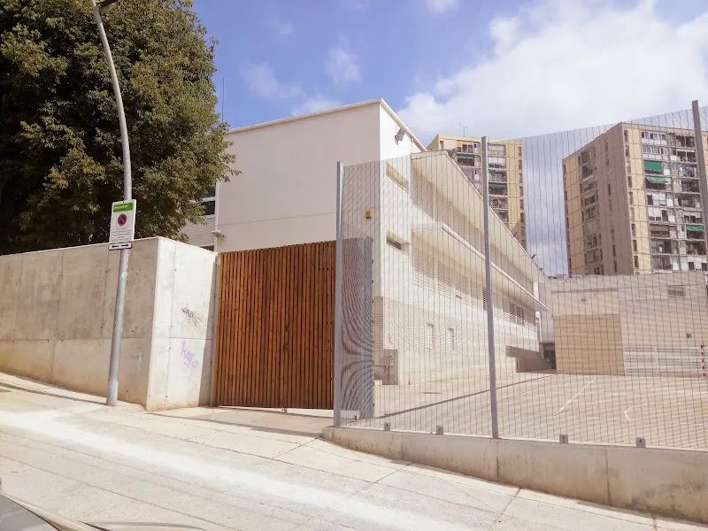 IES Narcís Monturiol Montbau - Instituto de secundaria en Barcelona - foto 3