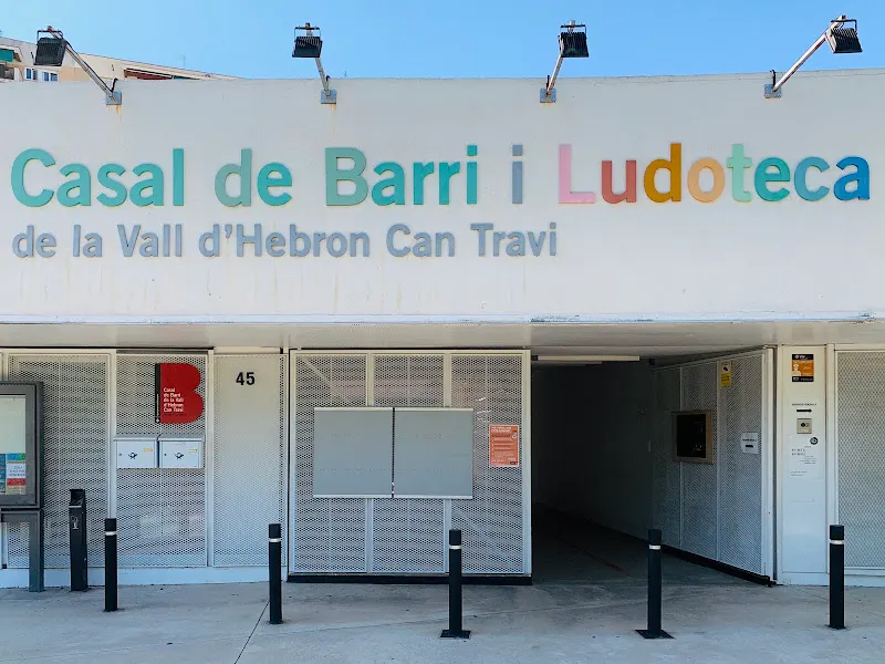 Guardería Municipal El Arquete - Jardín de infancia en Barcelona - foto 2