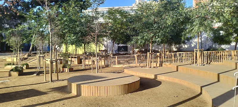 Escuela La Farigola Del Clot - Colegio público en Barcelona - foto 2