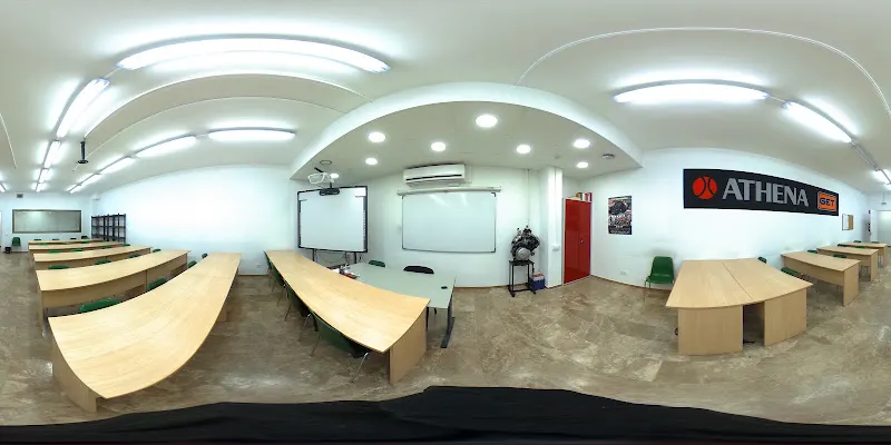 EPS Centro de Formación de la Motocicleta Cursos Mécanica Motos Estudiar Mantenimiento de Motocicletas - Barcelona