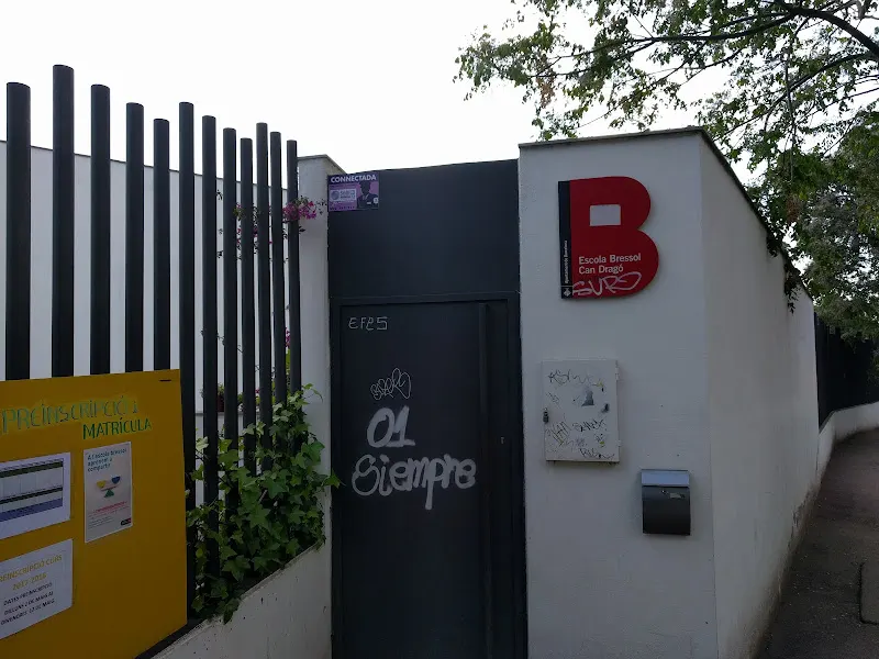 Guardería Municipal Can Dragó - Jardín de infancia en Barcelona - foto 2