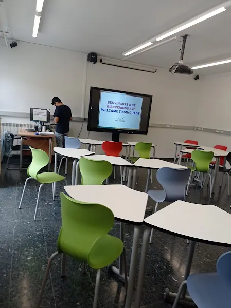 Instituto Escuela Rec Comtal